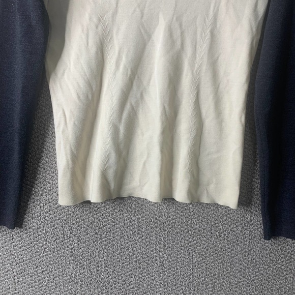 Escada Womens Sweater Size 36 Cream Gray Virgin Wool Turtleneck‎ Long Sleeves - Picture 4 of 14